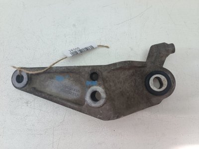 Кронштейн кпп Opel Corsa D 2014