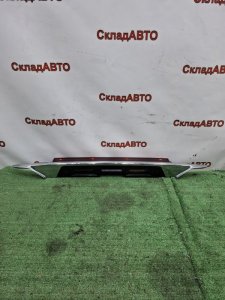 Накладка крышки багажника Toyota Estima 2003 ACR40W