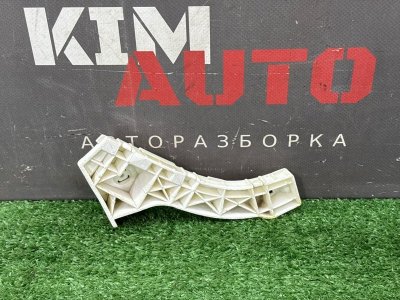 Кронштейн бампера Mazda 3