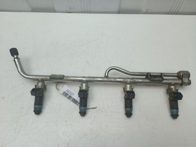 Рампа с форсунками Ваз Калина