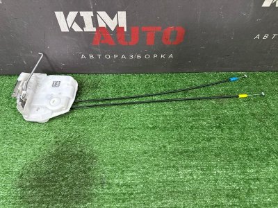 Замок двери Mitsubishi Outlander XL