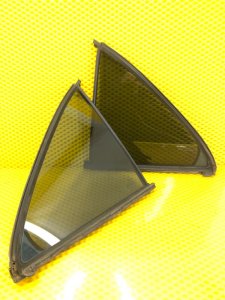 Стекло двери Mercedes-Benz E-Class 15.04.1998 W210