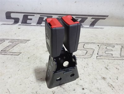 Замки ремней безопасности Audi Q7 2010 4L