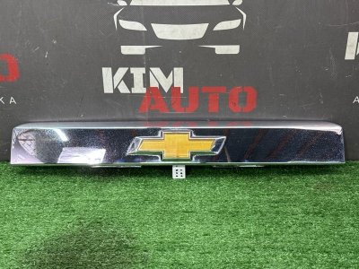 Молдинг крышки багажника Chevrolet Orlando