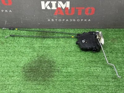 Замок двери Mitsubishi Outlander XL