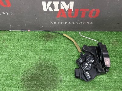 Замок двери Mazda 3