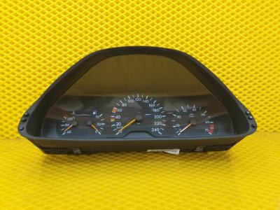 Панель приборов (Щиток) Mercedes-Benz E-Class 15.04.1998 W210