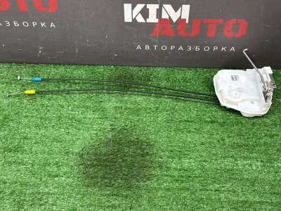 Замок двери Mitsubishi Outlander XL