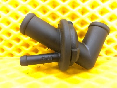 Патрубок отопителя Mercedes-Benz E-Class 15.04.1998 W210