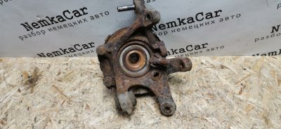 Кулак поворотный Mercedes C180 1996 W202