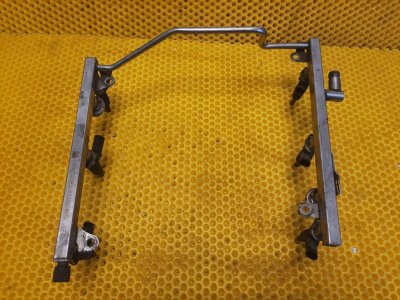 Топливная рампа . Форсунка. Mercedes ML W164