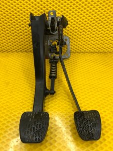 Педальный узел Mercedes-Benz E-Class 15.04.1998 W210