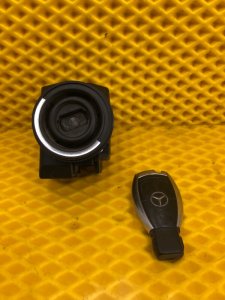 Замок зажигания Mercedes-Benz E-Class 15.04.1998 W210