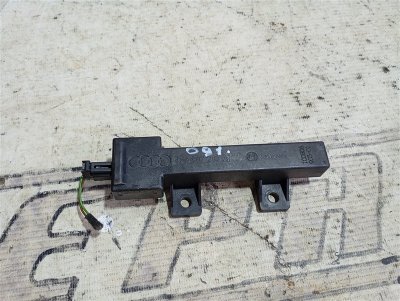 Антенна бесключевого доступа Audi Q7 2010 4L