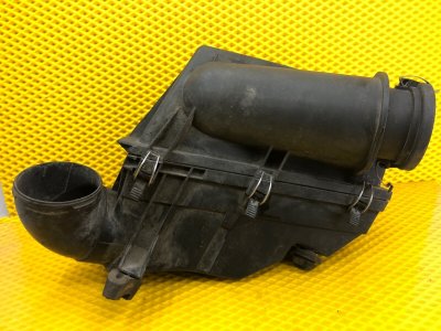 Корпус воздушного фильтра Mercedes-Benz E-Class 15.04.1998 W210