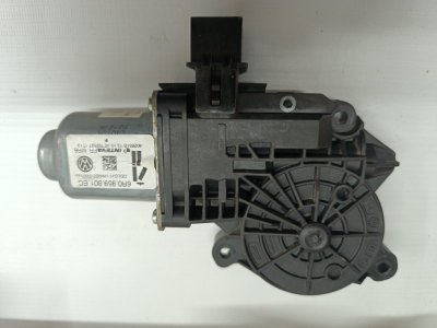 Моторчик стеклоподъемника Volkswagen Polo 2019