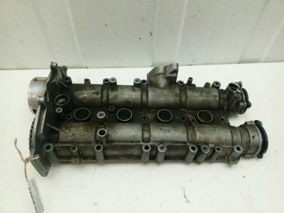 Крышка клапанов Volkswagen Golf