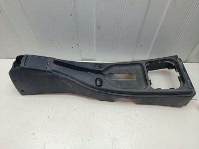 Консоль между сидений Ваз 2114