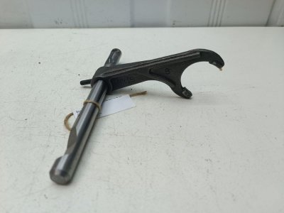 Вилка кпп Chevrolet Lacetti