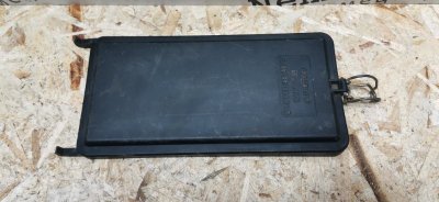 Крышка блока предохранителей Mercedes W124 1993 E320