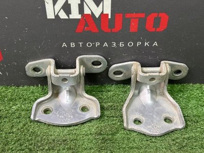 Петли двери Hyundai Accent