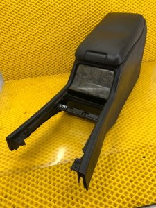 Подлокотник+центральная консоль Mercedes-Benz E-Class 15.04.1998 W210