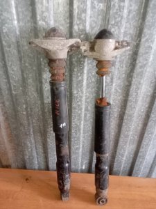 Амортизаторы Skoda YETI 2015