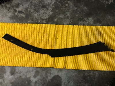 Обшивка передней стойки правая Mercedes-Benz E-Class 15.04.1998 W210