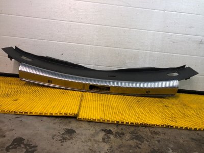 Обшивка багажника Volkswagen Phaeton 2005 3D2