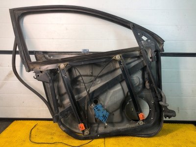 Стеклоподъемник передней правой двери Volkswagen Touareg 2003 7L6