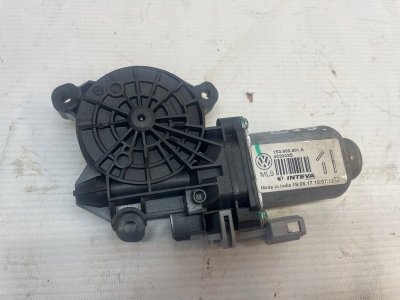 Моторчик стеклоподъемника Volkswagen Polo 2020