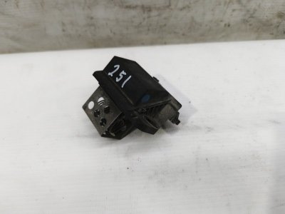 Резистор вентилятора Citroen C4 2008