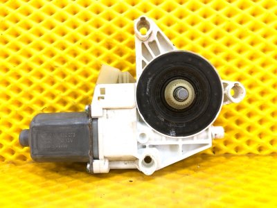 Мотор стеклоподъемника двери Mercedes-Benz GL-Class 2008 X164