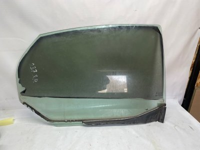 Стекло двери lada vesta 2020