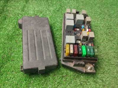 Блок предохранителей Daewoo Nubira