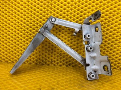 Петля капота левая Opel Insignia 2012 Седан