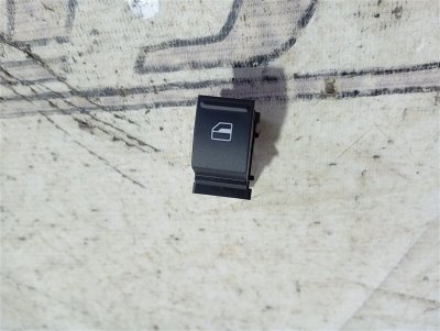 Кнопка стеклоподъемника Volkswagen Passat 2008 B6