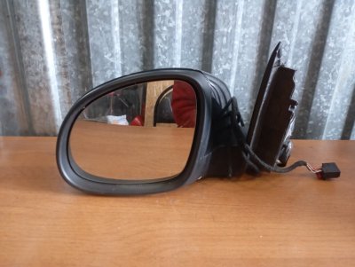 Зеркало боковое Skoda YETI 2011 5L