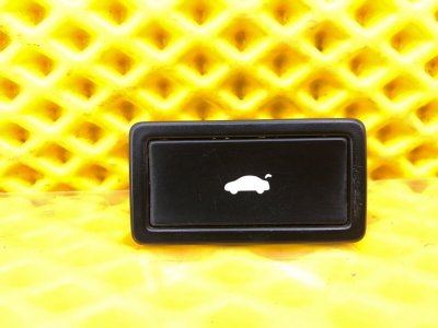 Кнопка открывания багажника Volkswagen Phaeton 2005 3D2