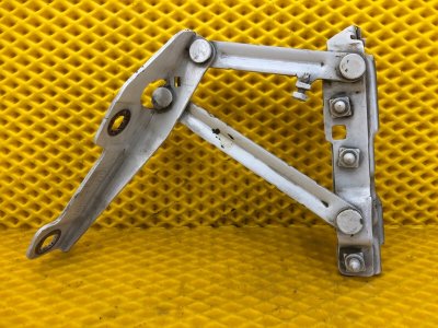 Петля капота правая Opel Insignia 2012 Седан