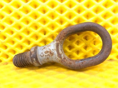 Крюк буксировочный Volkswagen Touareg 2003 7L6