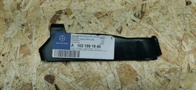 Скоба бронепроводов Mercedes W123
