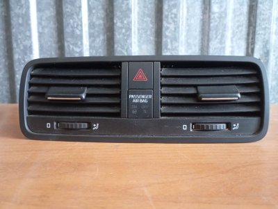 Дефлектор салона центральный Skoda YETI 2011 5L