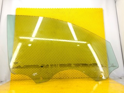 Стекло двери Volkswagen Touareg 2003 7L6