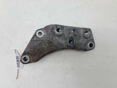 Кронштейн кпп Audi A3 2009 8P