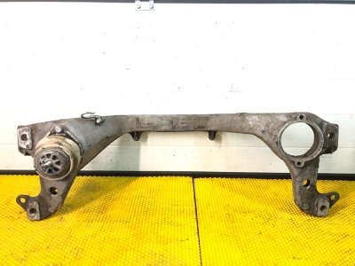 Кронштейн двигателя Volkswagen Touareg 2003 7L6