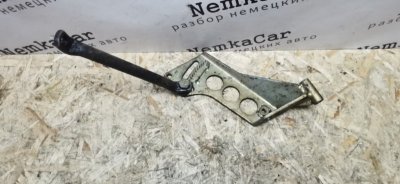 Кронштейн гидроусилителя Mercedes w123 1980 Седан