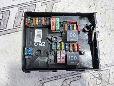 Блок предохранителей Audi A3 2009 8P