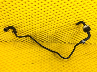 Трубка вакуумная Porsche Cayenne 2008 957