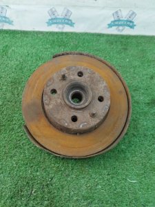 Кулак поворотный лада 21083 1996